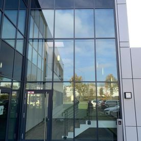 Gebäude mit Fensterfolien - SEK Gütersloh